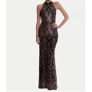 Betsy & Adam
Halter Glitter Gown